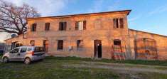 Foto Rustico casale in Vendita, pi di 6 Locali, 400 mq (FORLI' BAGN