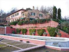 Foto Rustico casale in Vendita, pi di 6 Locali, 6 Camere, 550 mq (CA
