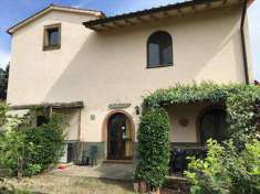 Foto Rustico casale in Vendita, pi di 6 Locali, pi di 6 Camere, 470