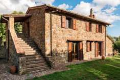 Foto Rustico casale in Vendita in zona PRATA con giardino