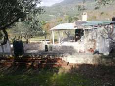Foto Rustico con Terreno
