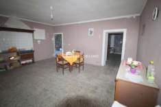 Foto RUSTICO di 6 vani e di 130 mq (SERNAGLIA DELLA BATTAGLIA) rif. AH20_9