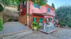 Foto RUSTICO di 6 vani e di 250 mq (BUGGIANO) rif. 3573