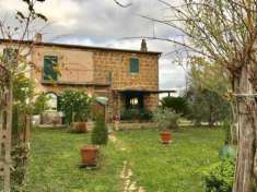 Foto RUSTICO di 7 vani e di 200 mq (SORANO) rif. POD.SOV.