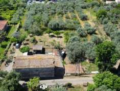 Foto Rustico e terreno