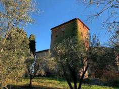 Foto Rustico in Vendita, pi di 6 Locali, 1060 mq (San Gimignano)