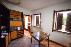 Foto RUSTICO in Vendita, pi di 6 Locali, 196 mq, PAESE