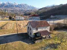 Foto Rustico in vendita a Alpago
