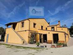 Foto Rustico in vendita a Ancona