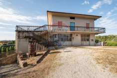 Foto Rustico in vendita a Apiro