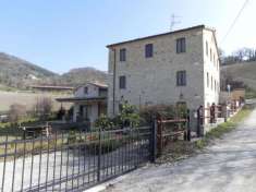 Foto Rustico in vendita a Arcevia