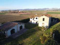 Foto Rustico in vendita a Assisi