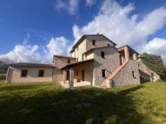 Foto Rustico in vendita a Avigliano Umbro