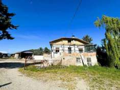 Foto Rustico in vendita a Bellante