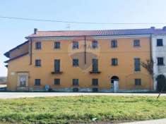 Foto Rustico in vendita a Bellinzago Novarese