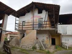 Foto Rustico in vendita a Bogogno