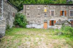 Foto Rustico in vendita a Borgo Val Di Taro - 8 locali 280mq