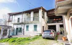 Foto Rustico in vendita a Bosisio Parini