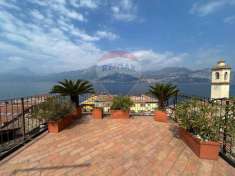 Foto Rustico in vendita a Brenzone