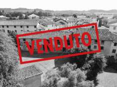 Foto Rustico in vendita a Buttrio
