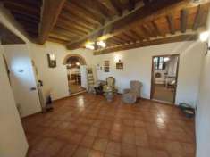 Foto Rustico in vendita a Calci 224 mq  Rif: 1303755