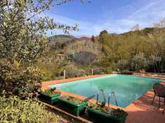 Foto Rustico in vendita a Camaiore