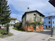 Foto Rustico in vendita a Capriva Del Friuli - 6 locali 130mq