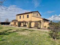 Foto Rustico in vendita a Cascina 400 mq  Rif: 1309079