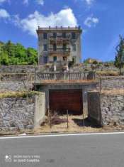 Foto Rustico in vendita a Castiglione Chiavarese