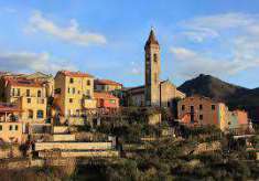 Foto Rustico in vendita a Castiglione Chiavarese