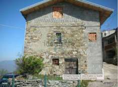 Foto Rustico in vendita a Corte Brugnatella