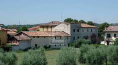 Foto Rustico in vendita a Desenzano Del Garda