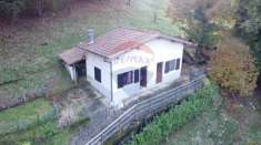 Foto Rustico in vendita a Endine Gaiano