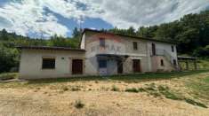 Foto Rustico in vendita a Foligno
