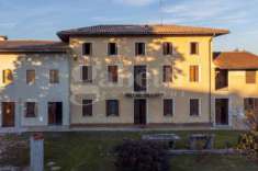 Foto Rustico in vendita a Fontanafredda - 10 locali 220mq