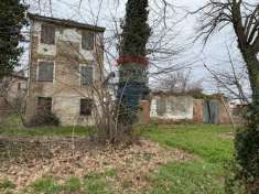 Foto Rustico in vendita a Fontevivo