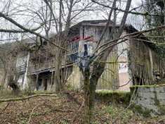 Foto Rustico in vendita a Lamon