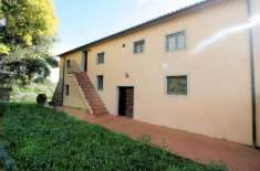 Foto Rustico in vendita a Lamporecchio