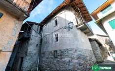 Foto Rustico in vendita a Lesa