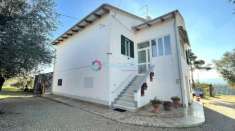 Foto Rustico in vendita a Loreto Aprutino