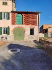 Foto Rustico in vendita a Lunata - Capannori 100 mq  Rif: 1238076