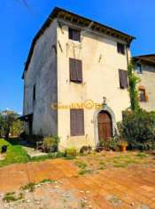 Foto Rustico in vendita a Lunata - Capannori 180 mq  Rif: 1281777
