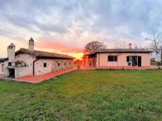 Foto Rustico in vendita a Manciano