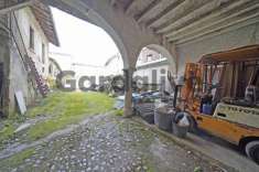 Foto Rustico in Vendita a Moniga del Garda