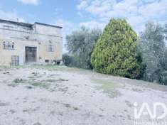 Foto Rustico in vendita a Monsampolo Del Tronto