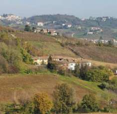 Foto Rustico in vendita a Montegrosso D'Asti