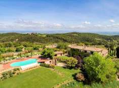 Foto Rustico in vendita a Monteroni D'Arbia