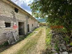 Foto Rustico in vendita a Pescasseroli