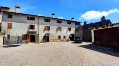 Foto Rustico in Vendita a Peschiera del Garda