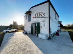 Foto Rustico in vendita a Pisticci